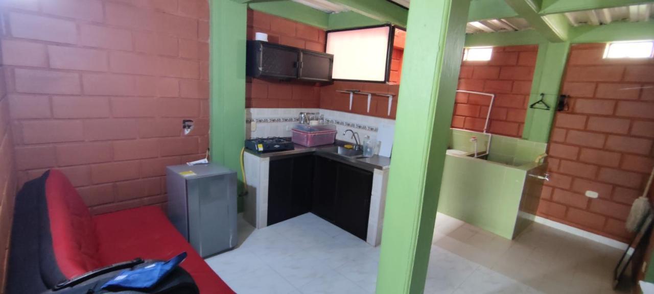 Mi Pueblo Natal Aptos Y Habitaciones Necocli Bagian luar foto