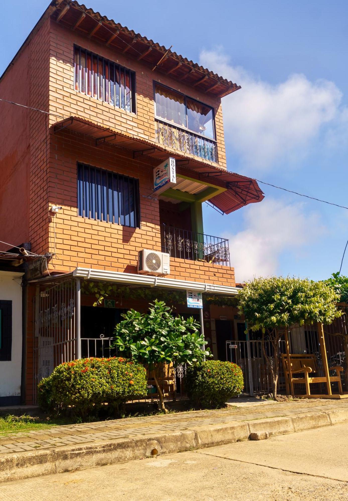 Mi Pueblo Natal Aptos Y Habitaciones Necocli Bagian luar foto